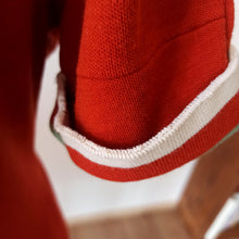 Laden Sie das Bild in den Galerie-Viewer, 1960s - LAMINETTE, France - Lovely Tile Knit Dress - Sz 44