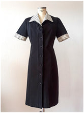 Carica l'immagine nel visualizzatore di Gallery, 1960s 1970s - BURLINGTON JERSEY - Superb Black Dotted Dress - Sz 46