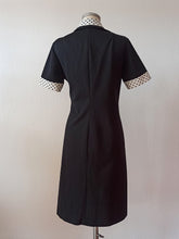 Carica l'immagine nel visualizzatore di Gallery, 1960s 1970s - BURLINGTON JERSEY - Superb Black Dotted Dress - Sz 46