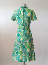 Load image into Gallery viewer, 1960s - Fabulous Green Floral Dress - W31 (80cm)