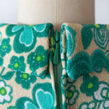 Load image into Gallery viewer, 1960s - Fabulous Green Floral Dress - W31 (80cm)