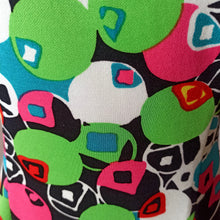 Laden Sie das Bild in den Galerie-Viewer, 1960s - Stunning Colors Summer Dress - W33 (84cm)