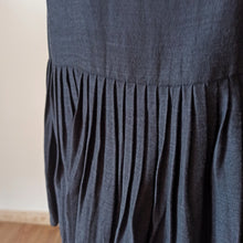 Charger l'image dans la galerie, 1960s - DMK, Berlin - Superb Iron Grey Dress - W28.5 (72cm)