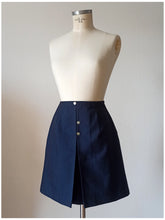 Load image into Gallery viewer, 1960s - French Deadstock Cute Mini Skirt - W25 (64cm)