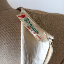 Charger l'image dans la galerie, 1960s - DORIANA, Italy - Stunning Lurex Bell Sleeves Dress