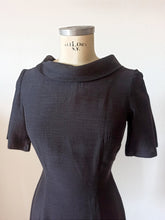 Charger l'image dans la galerie, 1960s - DMK, Berlin - Superb Iron Grey Dress - W28.5 (72cm)