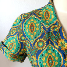Load image into Gallery viewer, 1960s - Gorgeous Printed Cotton Home-Dress - Sz 44