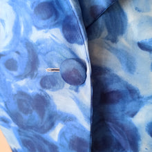Laden Sie das Bild in den Galerie-Viewer, 1960s - MA ROBE, France - Gorgeous Blue Dress - Sz 46