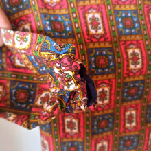 Load image into Gallery viewer, 1960s - ORIGINAL MATERNITY - Printed Cotton Blouse - Sz 38