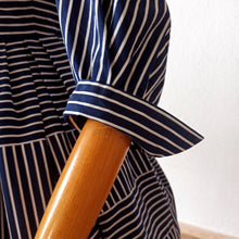 Load image into Gallery viewer, 1950s 1960s - DAHLMODELLER, Netherlands - Exquisite Striped Dress - W25 (64cm)