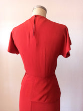 Load image into Gallery viewer, 1940s - ADAIR FASHIONS, USA - Stunning Tile Gab Rayon Dress - W26 (66cm)