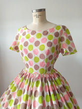 Load image into Gallery viewer, 1950s 1960s - DRALON - Adorable Colors Day Dress - W28.5 (72cm)