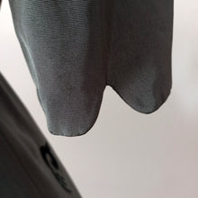 Carica l'immagine nel visualizzatore di Gallery, 1940s - Stunning Greyish Green Taffeta Dress - W28.5 (72cm)