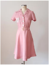 Load image into Gallery viewer, 1940s - Adorable Pink Linen Belted Dress - W29 (74cm)