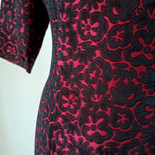 Charger l'image dans la galerie, 1950s 1960s - Stunning Red Wine German Wiggle Dress - W32 (82cm)