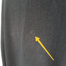 Cargar imagen en el visor de la galería, 1940s - Superb Black Sequined Crepe Dress - W35 (88cm)