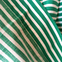 Cargar imagen en el visor de la galería, 1940s - Gorgeous Green Stripes Cotton Dress - W27 (68cm)