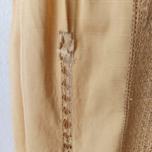 Load image into Gallery viewer, 1940s - Charming Handmade Cotton Dress - W33 (84cm)