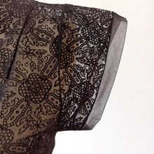 Charger l'image dans la galerie, 1950s - France - Deadstock Superb Black Nylon Velvet Blouse - Sz 42