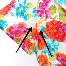 Load image into Gallery viewer, 1950s - Stunning Colorful Floral Cold Rayon Dress - W28.5 (72cm)