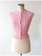 Charger l'image dans la galerie, 1950s 1960s - GOLDPUNKT, Germany - Adorable Pink Vichy Blouse - Sz 40