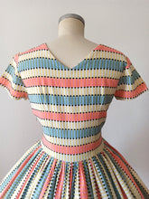 Load image into Gallery viewer, 1950s - Adorable Pastel Colors Soft Linen Dress - W32 (82cm)