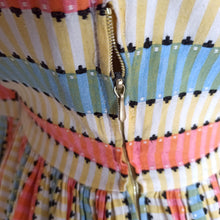 Load image into Gallery viewer, 1950s - Adorable Pastel Colors Soft Linen Dress - W32 (82cm)