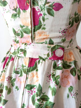 Charger l'image dans la galerie, 1950s - Delightful Roseprint Silky Cotton Dress - W26 (66cm)