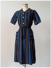 Charger l'image dans la galerie, 1940s 1950s - FRENCH DEADSTOCK - Gorgeous Striped Cotton Dress - W36 (92cm)