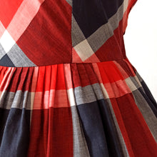 Charger l'image dans la galerie, 1950s - Spectacular Plaid Cotton Dress - W27 (68cm)