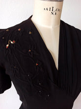 Load image into Gallery viewer, 1930s 1940s - Exquisite Black Textured Beaded Crepe Dress - W27 (68cm)
