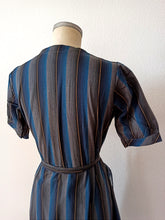 Charger l'image dans la galerie, 1940s 1950s - FRENCH DEADSTOCK - Gorgeous Striped Cotton Dress - W36 (92cm)