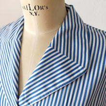 Charger l'image dans la galerie, 1950s - Stunning Collar Striped Cotton Blouse - Sz M/L
