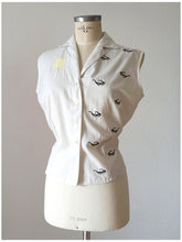 Charger l'image dans la galerie, 1950s - Fabulous Novelty Embroidery Sunglasses Blouse - W38 (96cm)