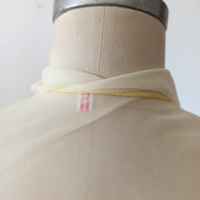 Charger l'image dans la galerie, 1950s - French Deadstock - Yellow Pale Nylon Blouse - Sz 42
