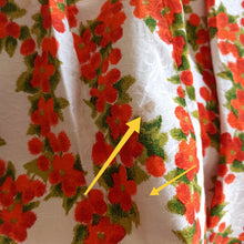 Charger l'image dans la galerie, 1950s 1960s - Exquisite Floral Cotton Dress - W26 (66cm)