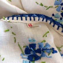 Cargar imagen en el visor de la galería, 1940s - Exquisite Embroidery Linen Blouse - W27.5 (70cm)