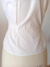 Charger l'image dans la galerie, 1940s 1950s - Adorable Embroidered Cotton Blouse - W28.5 (72cm)