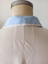 Charger l'image dans la galerie, 1940s 1950s - Adorable Embroidered Cotton Blouse - W28.5 (72cm)