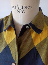 Cargar imagen en el visor de la galería, 1940s - Plaid Cotton Blouse - W30 (76cm)