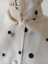 Charger l'image dans la galerie, 1950s - Adorable Dotted Blouse - W38 (97cm)