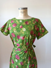 Charger l'image dans la galerie, 1960s - DEADSTOCK - Green Floral Dress - Sz 42