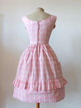 Charger l'image dans la galerie, 1950s - MICHEL, Paris - Adorable Pink Plaid Dress - W25 (64cm)
