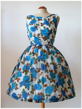 Charger l'image dans la galerie, 1960s - Blue Roseprint Dress - W30 (76cm)