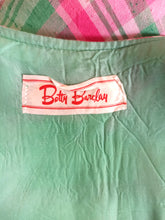 Carica l'immagine nel visualizzatore di Gallery, 1960s 1970s - BETTY BARCLAY - Adorable Plaid Dress - W27 (68cm)