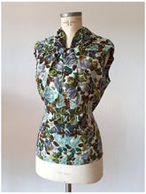 Load image into Gallery viewer, 1950s 1960s - Stunning Floral Satin Blouse