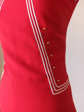 Laden Sie das Bild in den Galerie-Viewer, 1960s - Stunning Red Cotton Dress - W28 (72cm)