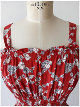 Cargar imagen en el visor de la galería, 1940s - Gorgeous Brick Floral Rayon Dress - W24.5 (62cm)