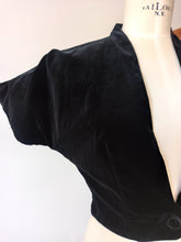 Charger l'image dans la galerie, 1940s 1950s - Black Velvet Bolero Jacket - W32 (82cm)