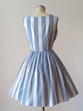 Charger l'image dans la galerie, 1950s - Soft Barkcloth Dress - W26 (66cm)